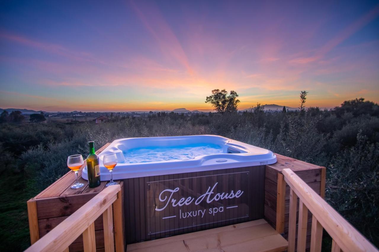 Zante Lagos Homes Treehouse And