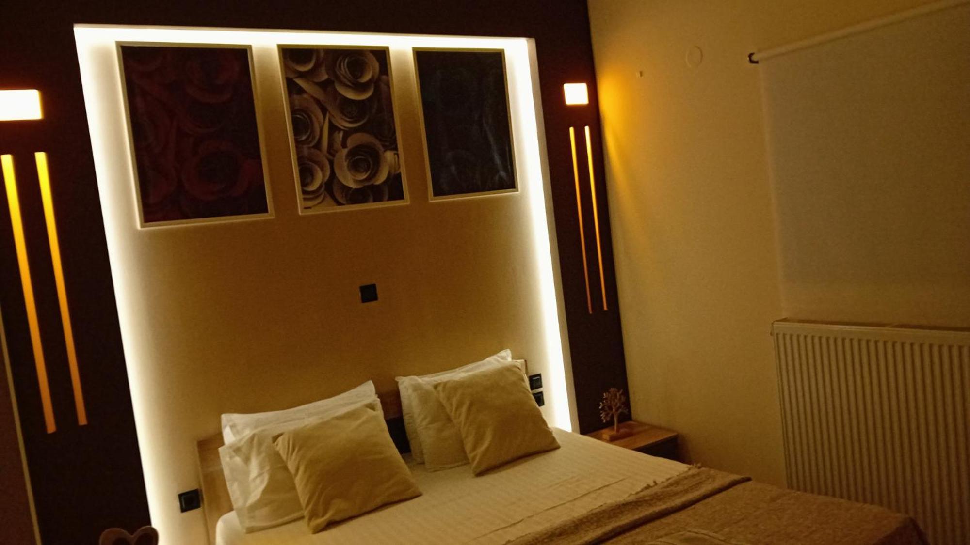 Zante Lagos Homes Treehouse And