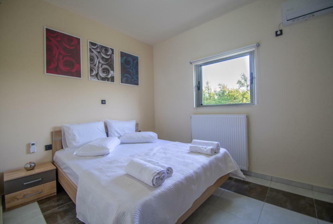 Zante Lagos Homes Treehouse And *