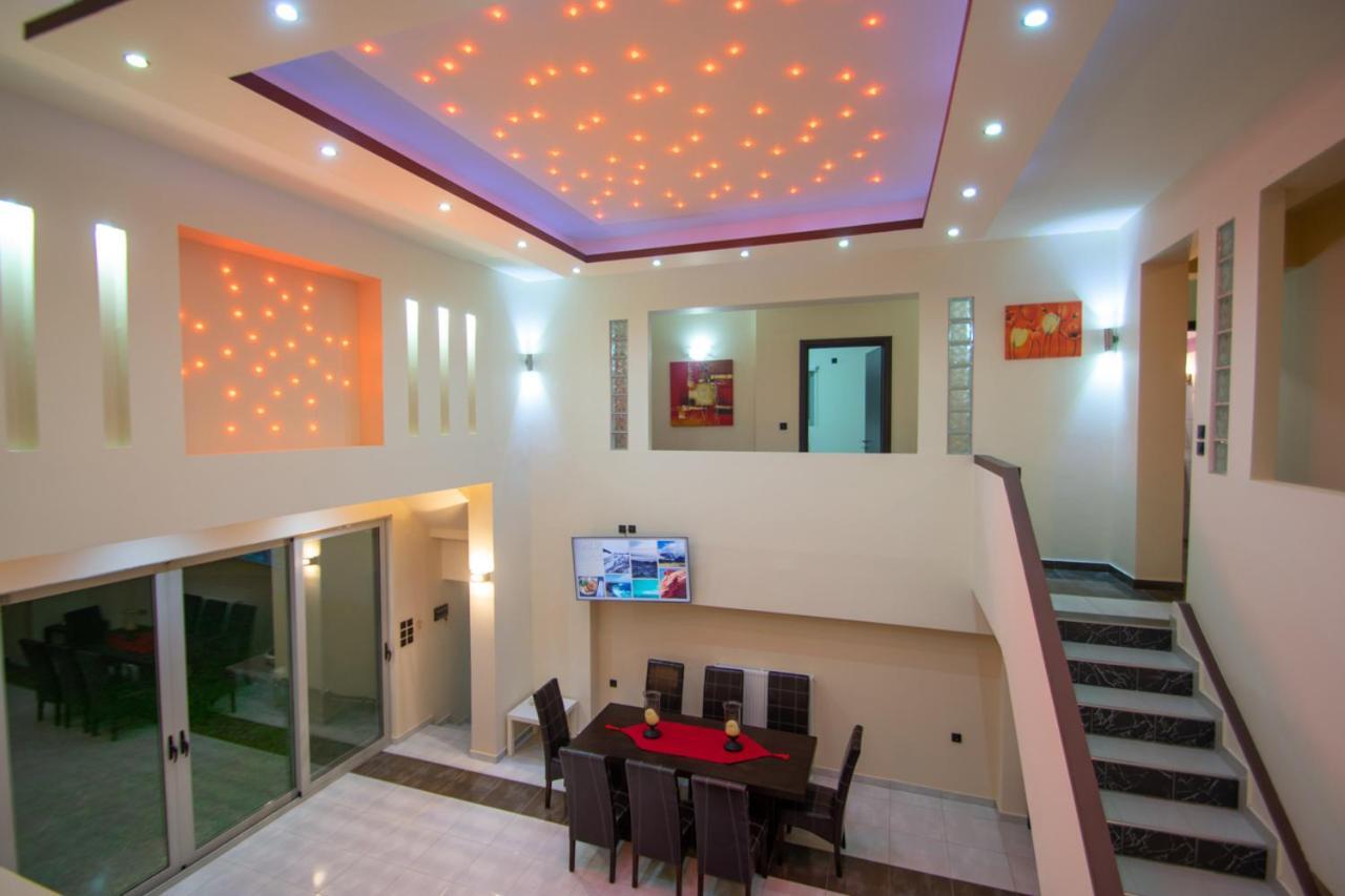 Zante Lagos Homes Treehouse And Villa Vougiaton